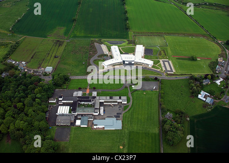 Berwickshire High School. Duns mit alten Schulgebäude im Vordergrund. Stockfoto