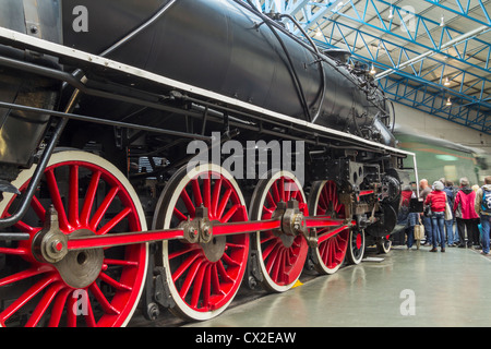 Chinesische Regierung Eisenbahn Dampf Dampflok 4-8-4 KF Klasse 7 im National Railway Museum, York, England, Vereinigtes Königreich. Stockfoto