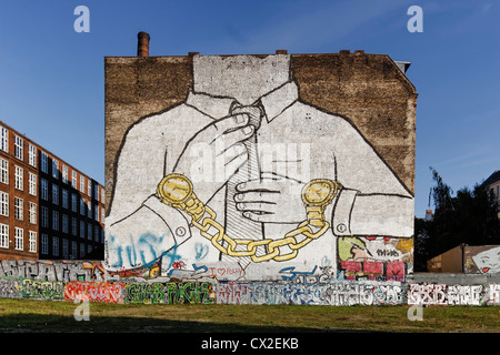 Panorama von Wandbild Firewall in Kreuzberg des italienischen Künstlers Blu, Berlin, Deutschland Stockfoto