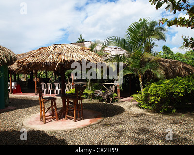 Einem strohgedeckten Haus Stockfoto
