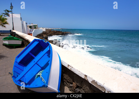 Arrieta Haria Boot in Küste von Lanzarote auf den Kanarischen Inseln Stockfoto