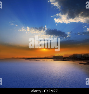 Arrecife Lanzarote Sonnenuntergang in Reducto Strand auf den Kanarischen Inseln Stockfoto