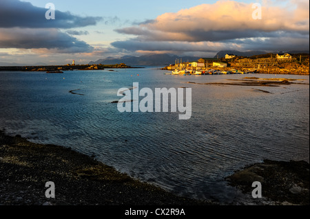 Norwegen, Lofoten. Hovsund am nördlichen Teil des Gimsøya. Stockfoto