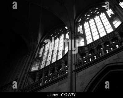 Innenraum der St.-Veits-Dom in Prag Stockfoto