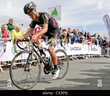 Jonathan Tiernan-Locke von Gun Hill KOM zu gewinnen. 2012-Tour of Britain-Tag 5 Stockfoto