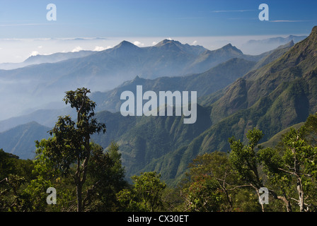 Elk201-5393 Indien, Tamil Nadu, Kodaikanal, Säule Felsen Lookout, Landschaft Stockfoto