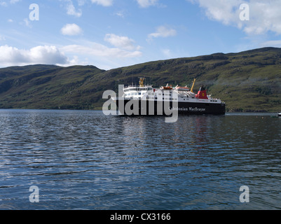 dh Loch Broom schottland ULLAPOOL ROSS CROMARTY Äußere Herbrides Fähre Isle of Lewis Ankunft calmac schottische Inselfähren Segelboot Stockfoto