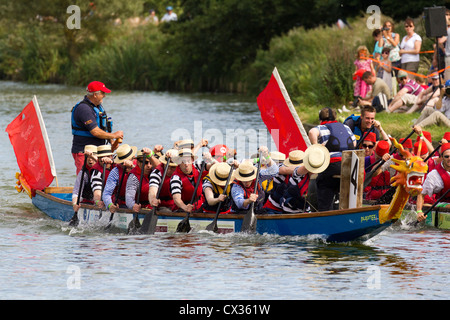 Drachenboot Festival in Abingdon-on-Thames, Oxfordshire 2012-17 Stockfoto