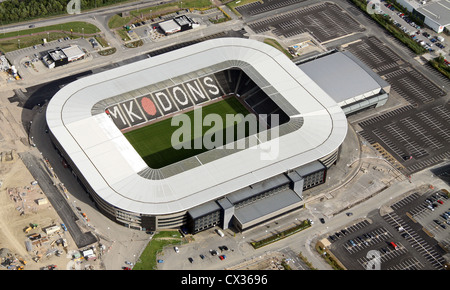 Luftaufnahme der Milton Keynes Dons FC Denbigh Fußball-Stadion Stockfoto