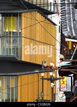 Asakusa Infomation Tourismuszentrum, Tokio, Japan. Architekt: Kengo Kuma, 2012 Stockfoto