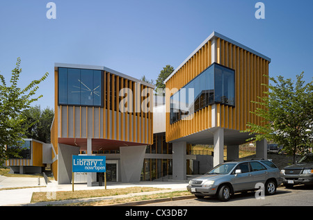 Die William O. Lockridge/Bellvue Library, Washington, Vereinigte Staaten von Amerika. Architekt: Adjaye Associates, 2012. Alles in allem Außenansicht. Stockfoto