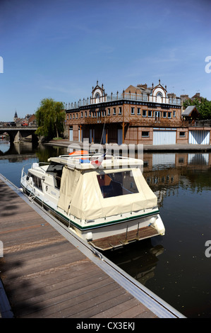 Sport Nautique Amiens, Clubhaus, Somme River, Amiens, Somme, Picardie, Frankreich Stockfoto