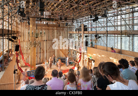 Theater on the Fly, Chichester Festival Theatre, Chichester, Großbritannien. Architekt: Montieren Sie, 2012. Stockfoto