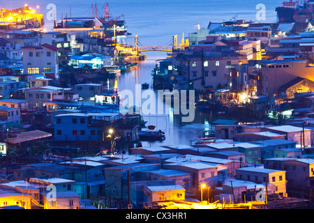 Fischerdorf Tai O nachts in Hong Kong Stockfoto