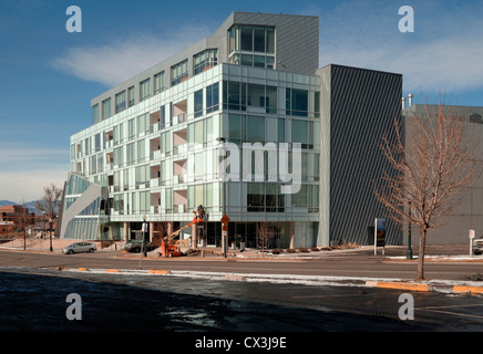 Denver Art Museum Residenzen, Denver, Vereinigte Staaten von Amerika. Architekt: Daniel Libeskind und Davis Partnership Architects, 2006. EXTERIO Stockfoto