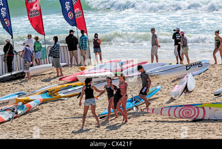 Surf Lifesaving Karneval Tugun Beach Queensland Surf Clubs besuchen einen Surf-Karneval statt, an der Gold Coast und Tugun Beach Stockfoto