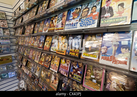 Videos und dvds in einem asiatischen Musikshop im Vereinigten Königreich Stockfoto