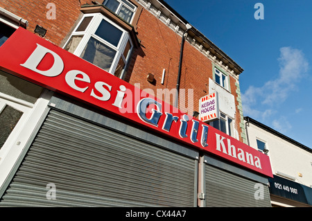 Birmingham Ladypool Weg nach Hause die Balti Dreieck und auch asiatischen hauptsächlich pakistanischen Modeshops Stockfoto