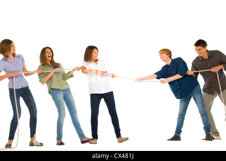 Jugendliche, Tauziehen Stockfoto