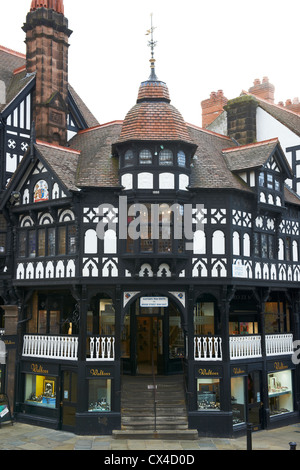 Eingang zum Eastgate Zeile und Bridge Street Reihe Chester Cheshire UK Stockfoto