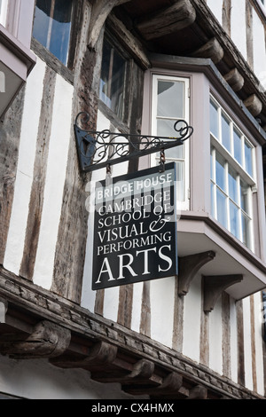 Bridge House Cambridge School Bildende Kunst Darstellende Zeichen Cambridge England Uk Stockfotografie Alamy