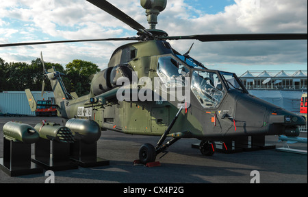 Tiger Kampfhubschrauber der deutschen Luftwaffe auf dem Display während der ILA Berlin (Berlin Air Show). Hohe Auflösung geschossen Hasselblad. Stockfoto