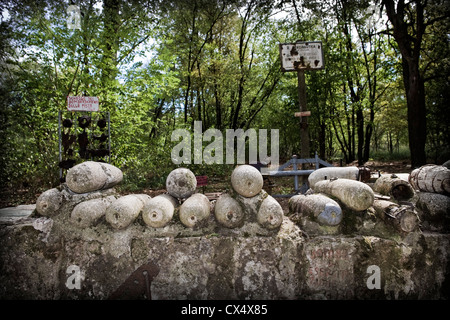 Italien, Lombardei, Varese Provinz, Lonate Pozzolo, über Gaggio historische Straße, Bomben Stockfoto