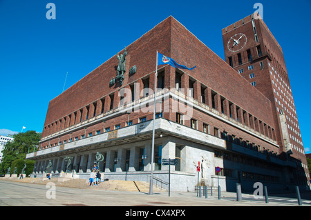 Das Rathaus (1950) individuellere Rådhusplassen Rathausplatz Pipervika Bezirk Sentrum Oslo Norwegen Mitteleuropa Stockfoto