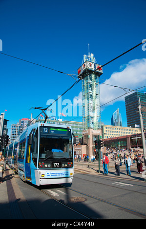 Jernbanetorget Vorplatz Hauptbahnhof Sentrum Oslo Norwegen Mitteleuropa Stockfoto