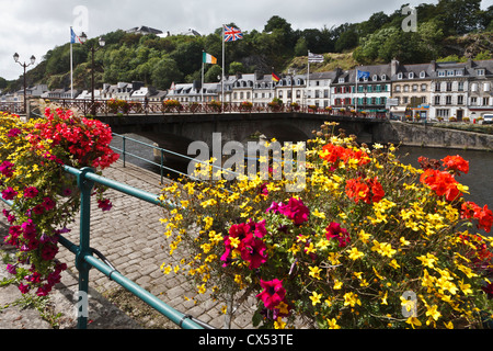 Chateaulin und der Fluss Aulne, Finistère, Bretagne, Frankreich Stockfoto