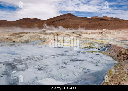 Sol de mañana, Geysir in Südlipez, Bolivien Stockfoto