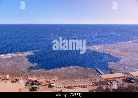 Der Tauchplatz Blue Hole in Dahab, Ägypten Stockfoto