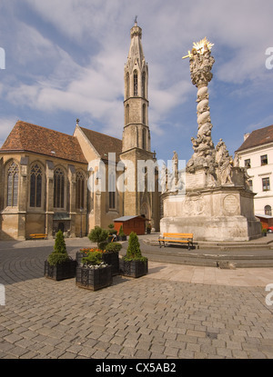 Elk190-2708v-Ungarn, Sopron, Fo ter mit Trinity Spalte & Ziege Kirche 13. Jh. Stockfoto