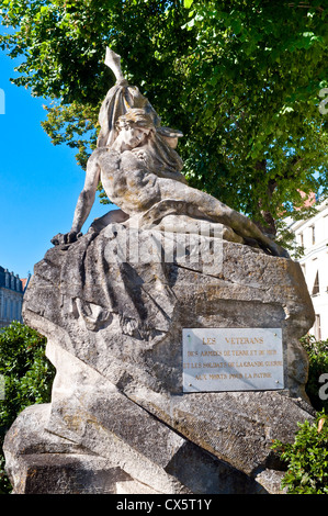 Krieg-Denkmal - Chatellerault, Vienne, Frankreich. Stockfoto