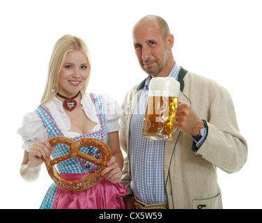 Frau im Dirndl und Mann in Lederhose Stockfoto