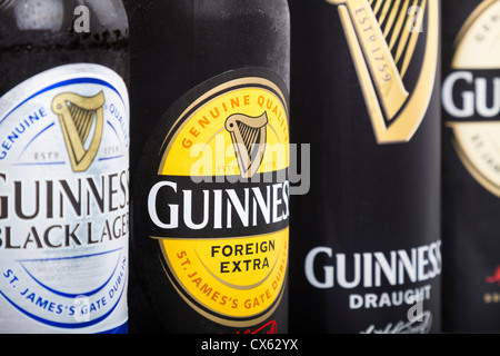 Dublin, Irland - 12. September 2012. Dies ist ein Produkt Studioaufnahme von Guinness Stout/Lager in Irland hergestellt. Vier verschiedene Stockfoto