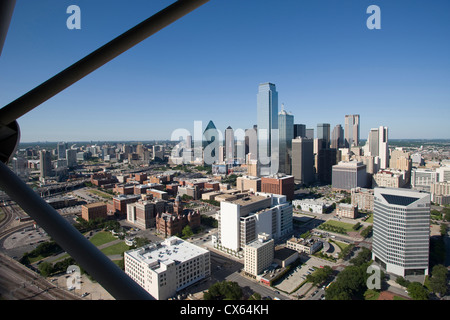 DIE SKYLINE DER INNENSTADT VON REUNION TOWER OBSERVATION DECK DALLAS TEXAS USA Stockfoto