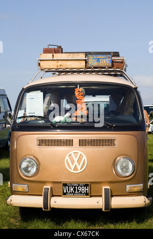 Volkswagen Camper Van/Bus bei einer VW-Show in England Stockfoto