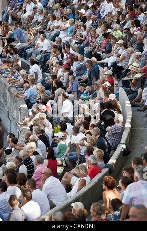 Detail einer Menschenmenge in einer Sportarena Stockfoto
