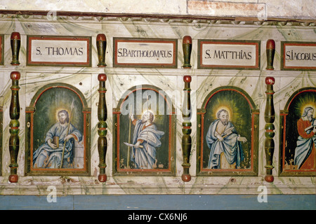 Gemälde der Heiligen in der mittelalterlichen St. Lawrence Kirche von Isokyro, Finnland Stockfoto