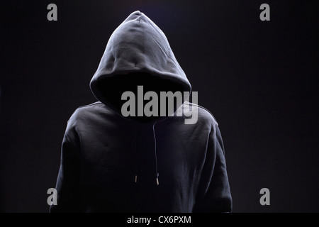 Verborgenen Menschen in Kapuzenshirt Stockfoto