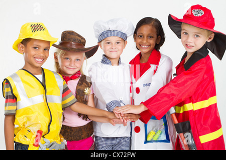 niedliche kleine Arbeiter Teamarbeit Stockfoto