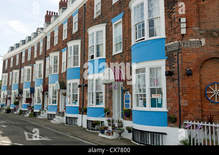 Eine Reihe von Bogen-fronted georgischen Terrassenhäuser in Weymouth, Dorset Stockfoto