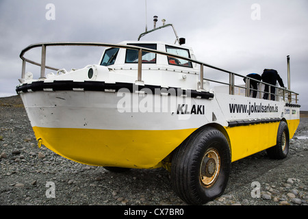 Amphibienfahrzeug verwendet für Touren auf dem Jökulsárlón Gletscherlagune, Island Stockfoto