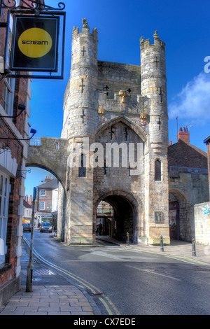 Der südlichen Einfahrt nach York, Micklegate Bar, York, North Yorkshire, England, UK Stockfoto