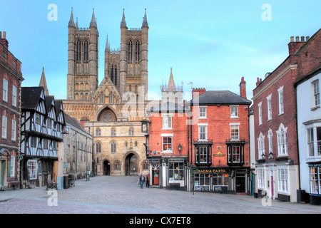 Schlossplatz, Kathedrale von Lincoln, Lincoln, Lincolnshire, England, UK Stockfoto