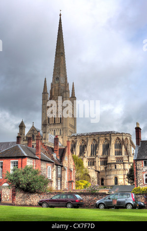 Kathedrale der Heiligen und ungeteilten Dreifaltigkeit, Norwich, Norfolk, Ostengland, UK Stockfoto