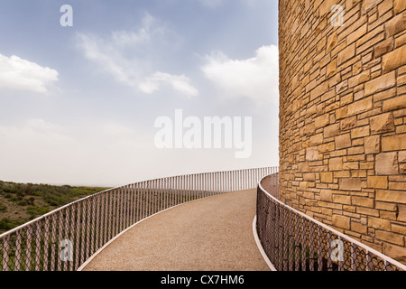 Fußgängerzone Rampe von weit View Visitor Center in Mesa Verde Nationalpark Stockfoto