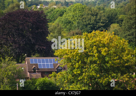 Solar-Panels auf Einfamilienhaus bei Ludlow Shropshire England UK Stockfoto