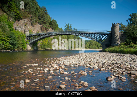 Thomas Telford Brücke über den River Spey in Craigellachie Morayshire. Schottland.  SCO 8508 Stockfoto